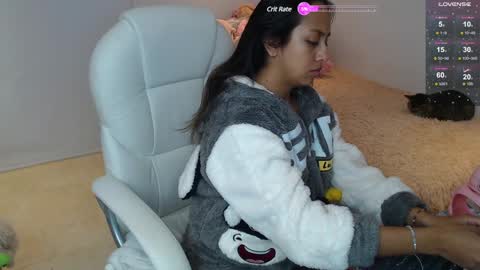 Snapshot of gabriela_morales01 chatting on 12.20.24 .  online show from 12.20.24