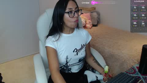 Snapshot of gabriela_morales01 chatting on 01.06.25 .  online show from 01.06.25