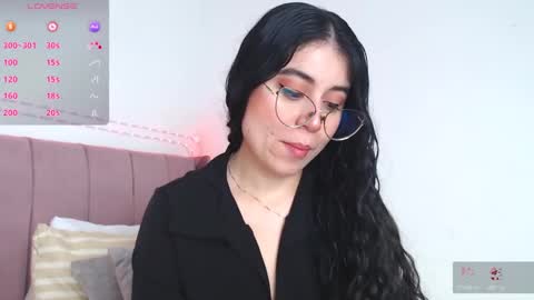 GabrielaRossa online show from 11.17.25