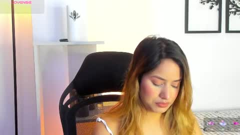 Snapshot of gabriella__tom chatting on 07.03.26 Gabriella online show from 07.03.26