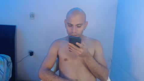 Snapshot of gabrielle_ramirez chatting on 12.11.24 Gabriel online show from 12.11.24