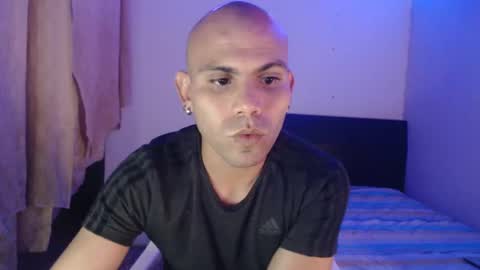 Snapshot of gabrielle_ramirez chatting on 01.10.25 Gabriel online show from 01.10.25