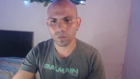 Snapshot of gabrielle_ramirez chatting on 09.12.25 Gabriel online show from 09.12.25