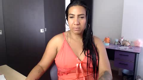Snapshot of gaby_bluexx chatting on 05.26.26 Gaby Blue online show from 05.26.26