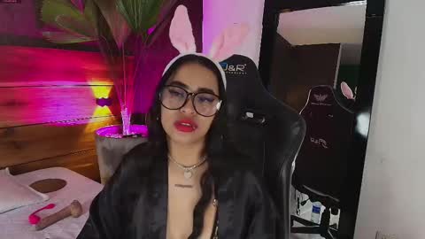 Snapshot of gaby_montiel chatting on 09.13.25          online show from 09.13.25