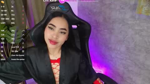 Snapshot of gaby_montiel chatting on 10.19.25          online show from 10.19.25