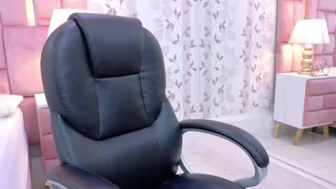 gabymoreau online show from 05.16.26