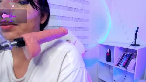 Gabriela Miller online show from 02.12.25