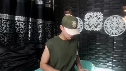 Snapshot of gael_zambrano chatting on 02.10.26 Gael sexy online show from 02.10.26