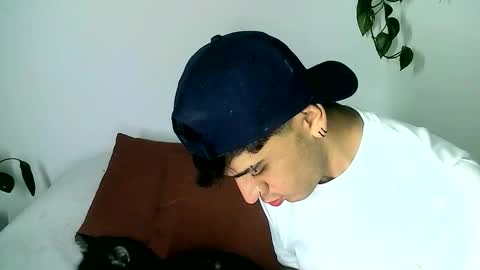 Snapshot of gaelgarcia07 chatting on 02.17.26 Gael Garca online show from 02.17.26