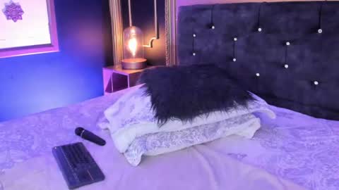 Snapshot of gahia_thompson chatting on 07.06.26 Gahia online show from 07.06.26