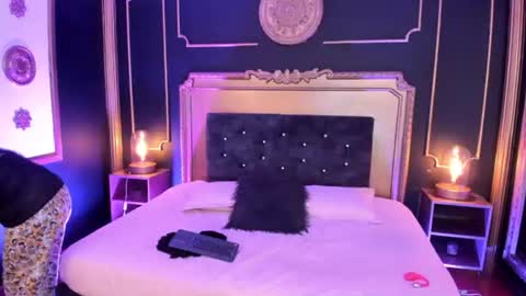 Snapshot of gahia_thompson chatting on 07.29.26 Gahia online show from 07.29.26