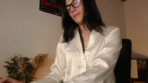 Snapshot of gaitan4 chatting on 04.22.26 gaitan4 online show from 04.22.26
