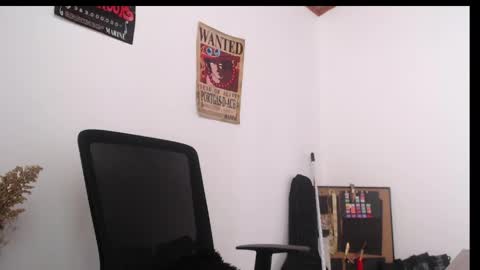 Snapshot of gaitan4 chatting on 04.30.26 gaitan4 online show from 04.30.26