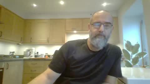 Snapshot of galacx chatting on 12.07.24 galacx online show from 12.07.24