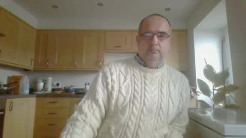 Snapshot of galacx chatting on 01.05.25 galacx online show from 01.05.25