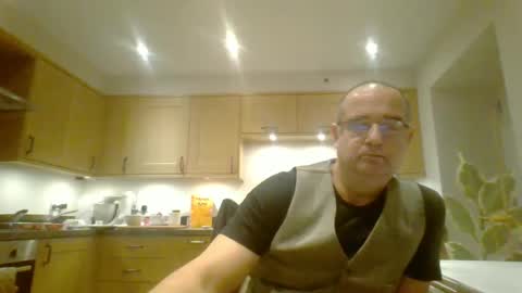 Snapshot of galacx chatting on 01.06.25 galacx online show from 01.06.25