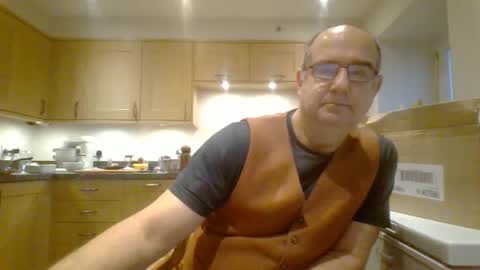 Snapshot of galacx chatting on 01.26.25 galacx online show from 01.26.25