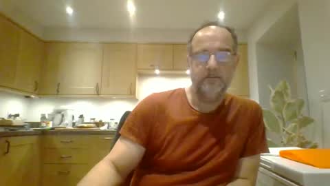 Snapshot of galacx chatting on 02.20.25 galacx online show from 02.20.25