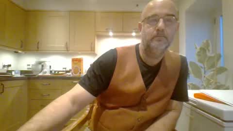 Snapshot of galacx chatting on 02.23.25 galacx online show from 02.23.25