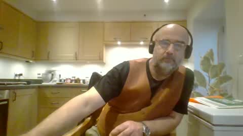 Snapshot of galacx chatting on 03.01.25 galacx online show from 03.01.25