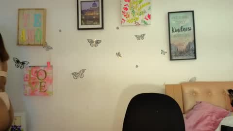 Snapshot of galdot_sex chatting on 09.22.25 Galdo online show from 09.22.25