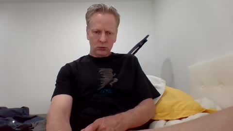 Snapshot of gamerboy200 chatting on 07.19.26 gamerboy200 online show from 07.19.26