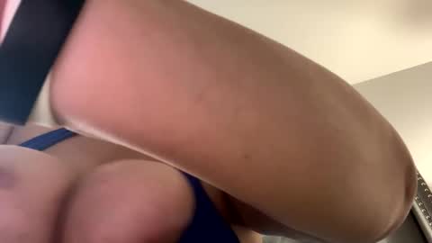 Kitty online show from 11.13.25