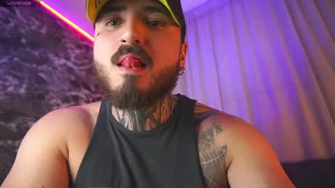 Chris  Dont forget to gift me thumb up Its very important to me and makes me happy AF  online show from 04.14.26