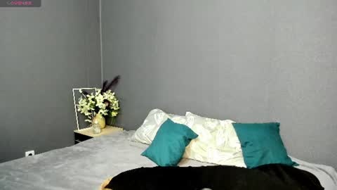 Max and Eva online show from 06.22.26