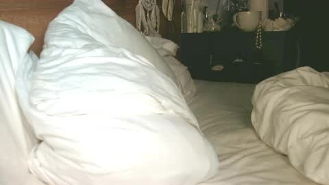 Rose online show from 04.17.26