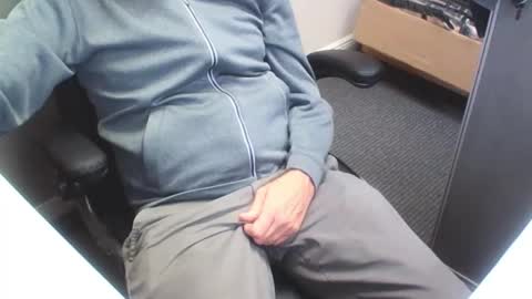 Snapshot of gardensman_561 chatting on 02.10.26 Panty Lover online show from 02.10.26