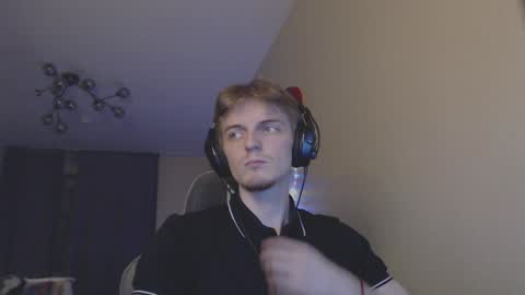 Snapshot of gasturfahe chatting on 01.03.25 gasturfahe online show from 01.03.25