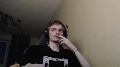 Snapshot of gasturfahe chatting on 09.08.25 gasturfahe online show from 09.08.25