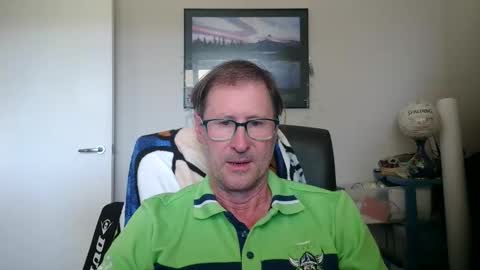 Snapshot of gatsby2025 chatting on 10.16.25 gatsby2025 online show from 10.16.25