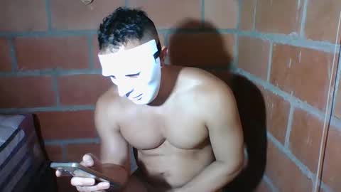 Snapshot of gattitosexy_95 chatting on 10.11.25 gattitosexy_95 online show from 10.11.25