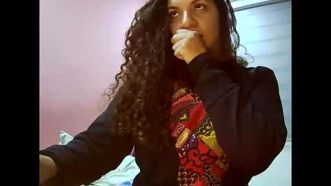 Snapshot of gatubelahotxxx chatting on 12.03.25 gatubelahotxxx online show from 12.03.25