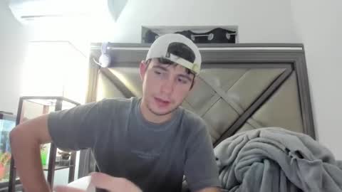 Snapshot of gayndepressed chatting on 04.21.26 Trace online show from 04.21.26
