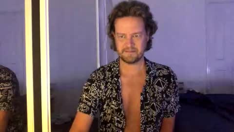 gcsurfer81 online show from 04.03.26