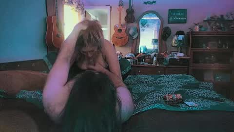 Snapshot of geeznutsizonyrchyn chatting on 03.08.25 Geeznutsizonyrchyn online show from 03.08.25