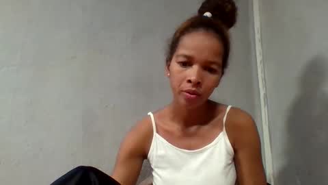 Snapshot of gelmene chatting on 04.30.26 gelmene online show from 04.30.26
