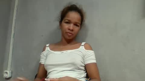 Snapshot of gelmene chatting on 05.25.26 gelmene online show from 05.25.26