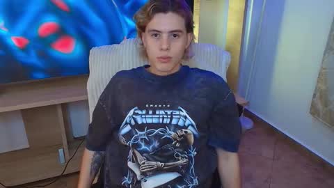 Snapshot of gemdominus chatting on 09.28.25 Gem Dominus online show from 09.28.25