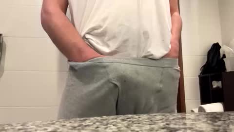 Snapshot of gen_z_boy chatting on 12.02.25 gen_z_boy online show from 12.02.25