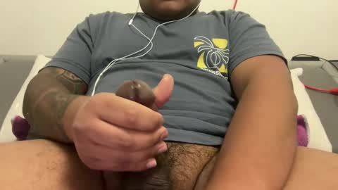 Snapshot of genesemens77 chatting on 02.23.25 genesemens77 online show from 02.23.25