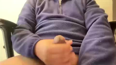 Snapshot of genesemens77 chatting on 10.14.25 genesemens77 online show from 10.14.25