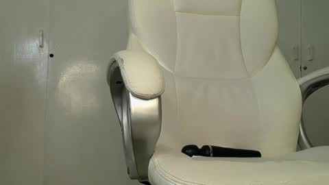 Snapshot of genesis_moretz chatting on 02.21.25 GENESIS online show from 02.21.25