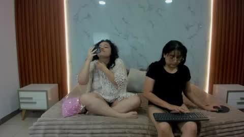 genesis_y_moon online show from 07.27.26