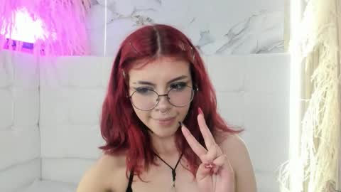 Snapshot of genesisrea__ chatting on 11.03.25 genesisrea__ online show from 11.03.25