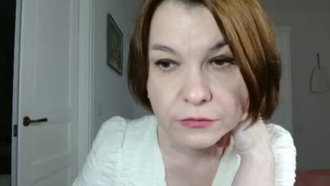 Elena online show from 06.10.26